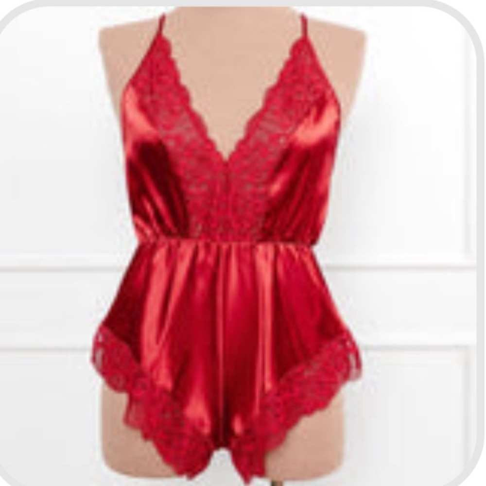 NWT Mentionables Lacy Plunge Satin Romper.